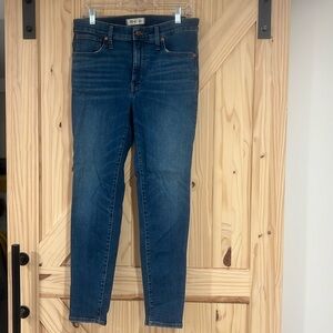 Maxwell 9” Mid-Rise Skinny Jeans (TENCEL Denim)